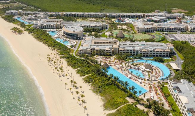 The Grand at Moon Palace Cancun Exterior