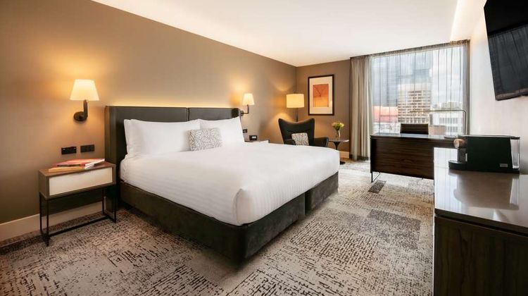 PARKROYAL Parramatta Room