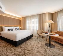 PARKROYAL Parramatta Room