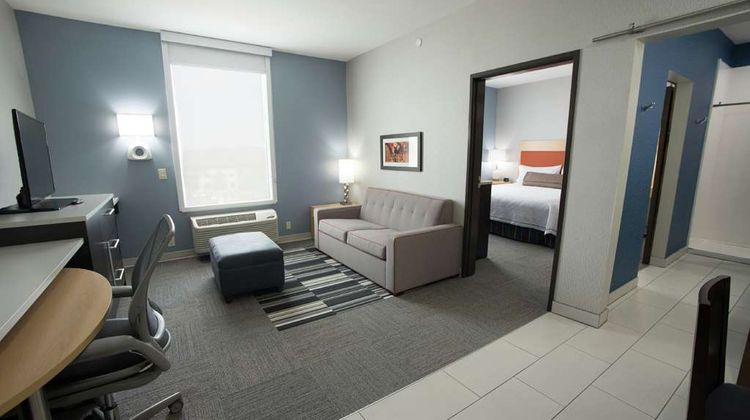 Home2 Suites by Hilton Tulsa Hills Room