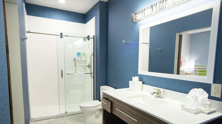 Home2 Suites by Hilton Tulsa Hills Room