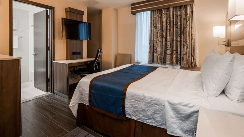 <b>Best Western Plus Stadium Inn Room</b>. Images powered by <a href="https://iceportal.shijigroup.com/" title="IcePortal" target="_blank">IcePortal</a>.