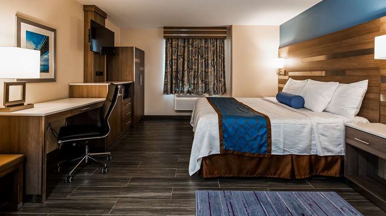 <b>Best Western Plus Stadium Inn Room</b>. Images powered by <a href="https://iceportal.shijigroup.com/" title="IcePortal" target="_blank">IcePortal</a>.