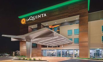 La Quinta Inn & Suites Cleveland
