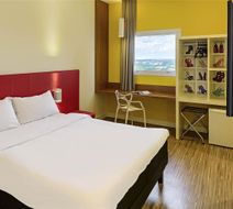 Ibis Styles Birigui Room
