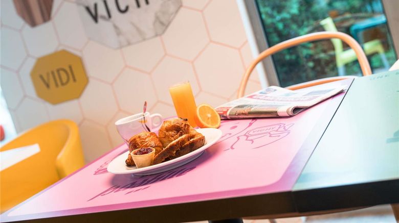 <b>Hotel Ibis Styles Vichy Centre Restaurant</b>. Images powered by <a href="https://iceportal.shijigroup.com/" title="IcePortal" target="_blank">IcePortal</a>.
