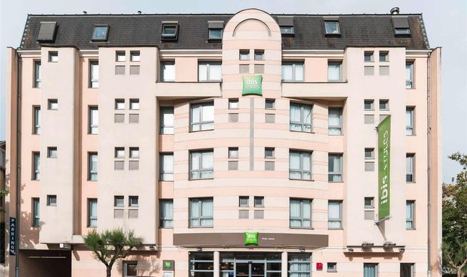 Hotel Ibis Styles Vichy Centre Exterior