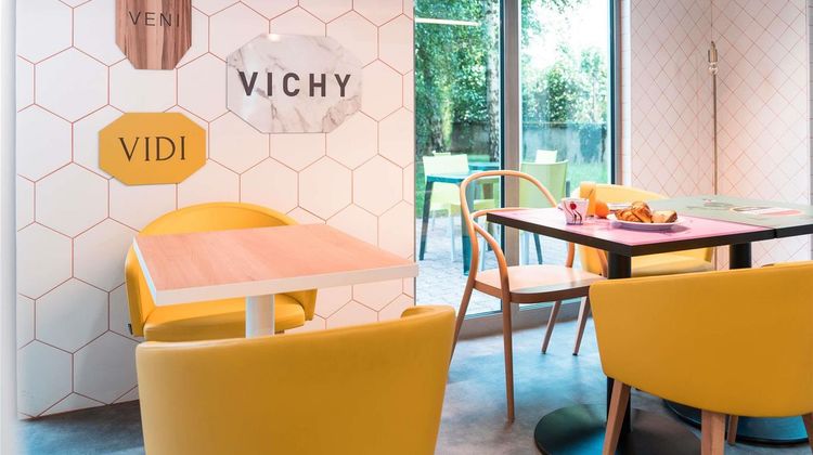 Hotel Ibis Styles Vichy Centre Exterior