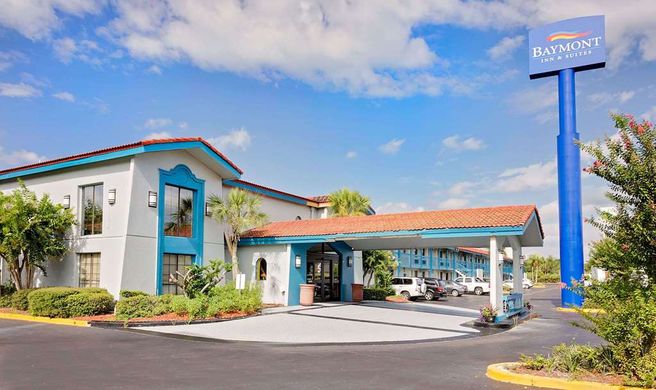 Baymont Inn & Sts Jacksonville Orange Pk Exterior