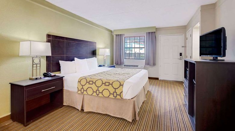 <b>Baymont Inn & Sts Jacksonville Orange Pk Room</b>. Images powered by <a href="https://iceportal.shijigroup.com/" title="IcePortal" target="_blank">IcePortal</a>.