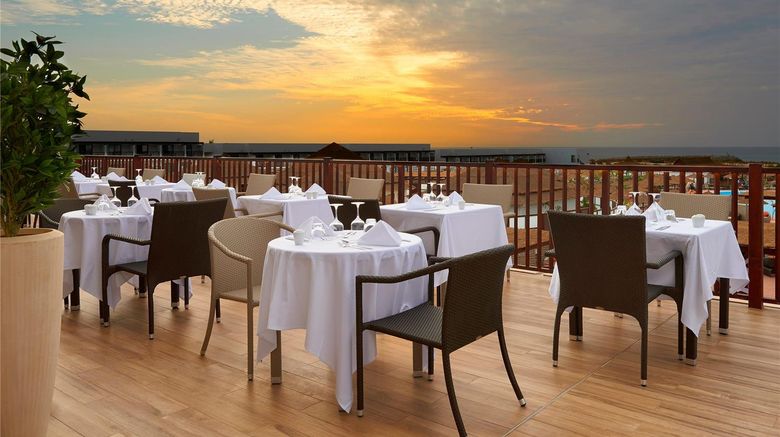 <b>Melia Llana Beach Resort & Spa Restaurant</b>. Images powered by <a href="https://iceportal.shijigroup.com/" title="IcePortal" target="_blank">IcePortal</a>.