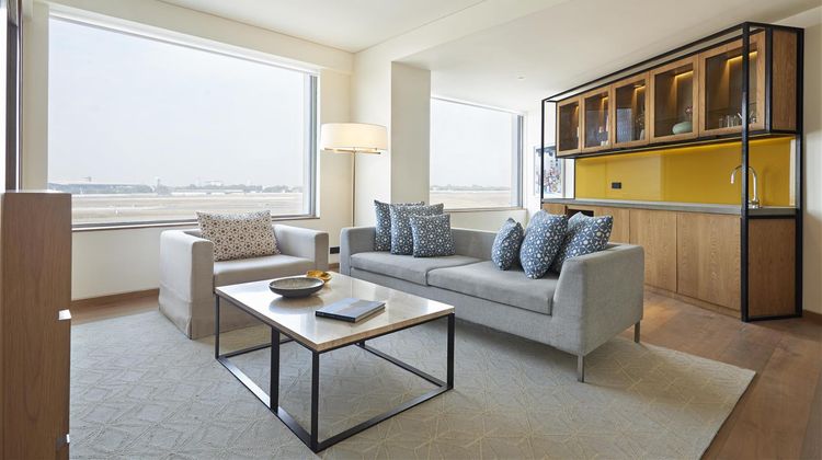 Andaz Delhi, by Hyatt Suite
