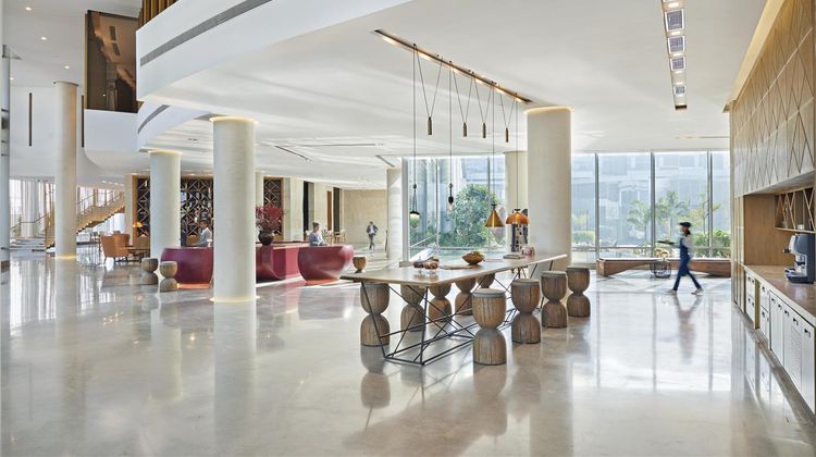 Andaz Delhi, by Hyatt Lobby