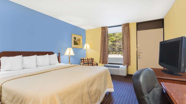 <b>Days Inn by Wyndham Mocksville Room</b>. Images powered by <a href="https://iceportal.shijigroup.com/" title="IcePortal" target="_blank">IcePortal</a>.