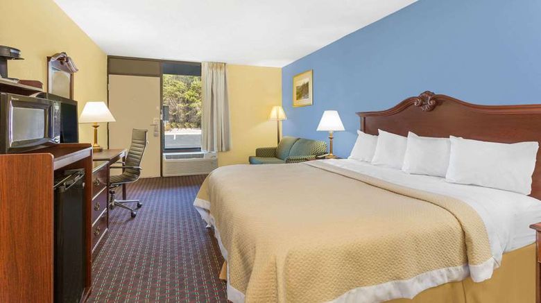 <b>Days Inn by Wyndham Mocksville Room</b>. Images powered by <a href="https://iceportal.shijigroup.com/" title="IcePortal" target="_blank">IcePortal</a>.