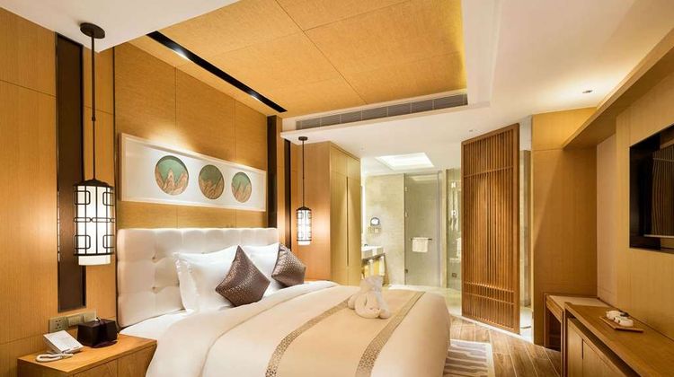 Wyndham Grand Plaza Royale Wenchang Room