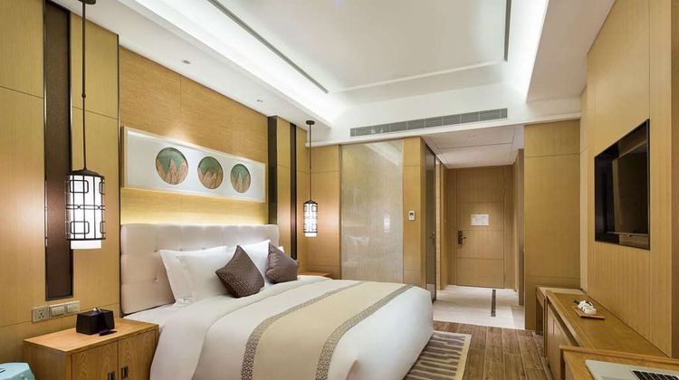 Wyndham Grand Plaza Royale Wenchang Room