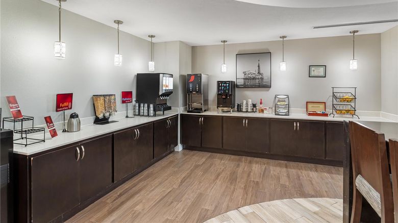 <b>Best Western Plus Bay City Inn & Suites Restaurant</b>. Images powered by <a href="https://iceportal.shijigroup.com/" title="IcePortal" target="_blank">IcePortal</a>.