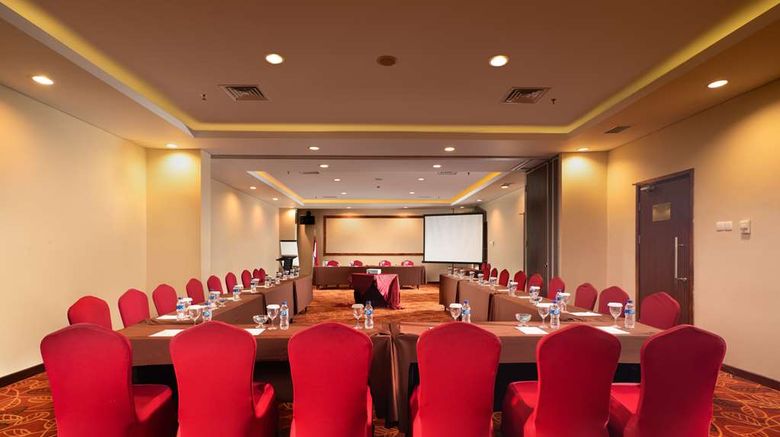 <b>Best Western Plus Coco Palu Meeting</b>. Images powered by <a href="https://iceportal.shijigroup.com/" title="IcePortal" target="_blank">IcePortal</a>.