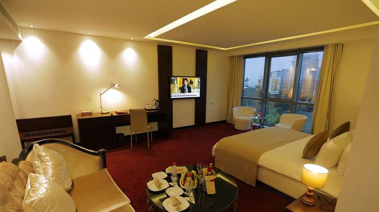 <b>GHS Hotel Suite</b>. Images powered by <a href="https://iceportal.shijigroup.com/" title="IcePortal" target="_blank">IcePortal</a>.
