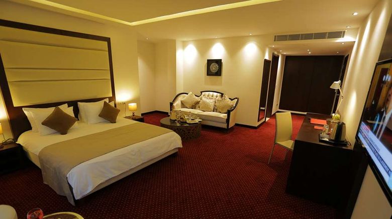 <b>GHS Hotel Suite</b>. Images powered by <a href="https://iceportal.shijigroup.com/" title="IcePortal" target="_blank">IcePortal</a>.