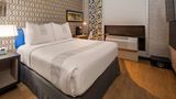 GLo Best Western Brooklyn NYC Room