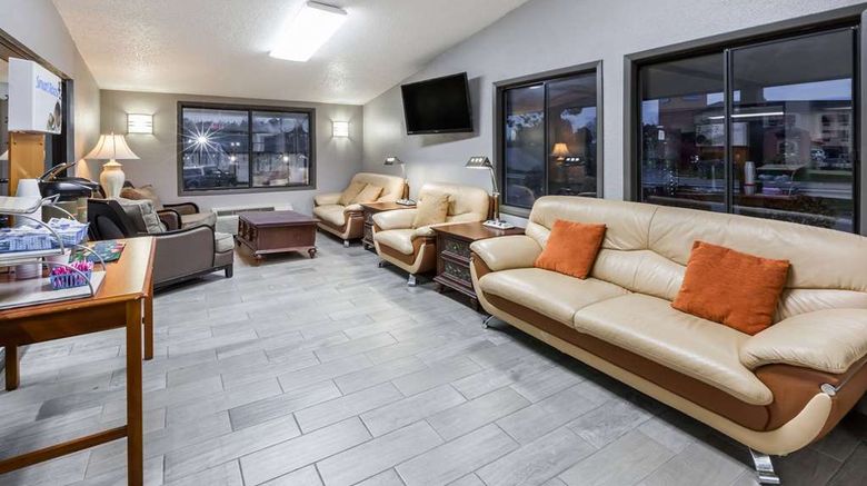 <b>Knights Inn Flint Lobby</b>. Images powered by <a href="https://iceportal.shijigroup.com/" title="IcePortal" target="_blank">IcePortal</a>.