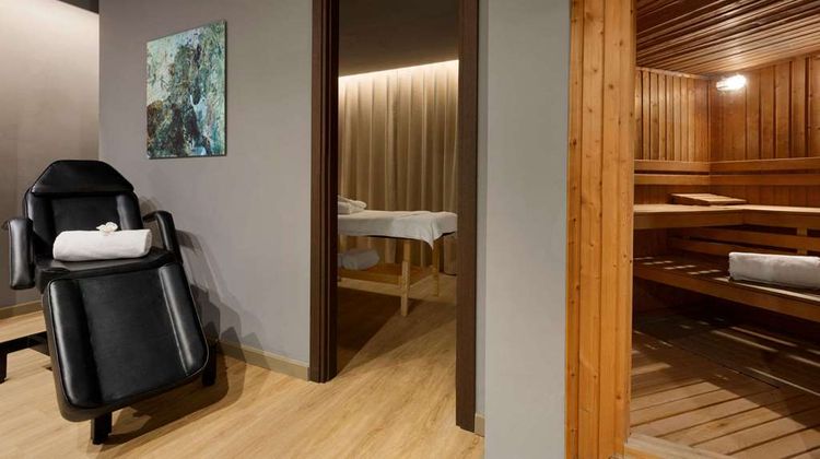 Wyndham Grand Athens Spa