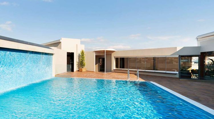 Wyndham Grand Athens Pool