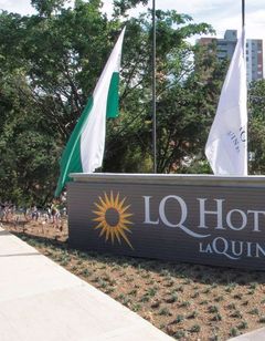 La Quinta by Wyndham Medellin