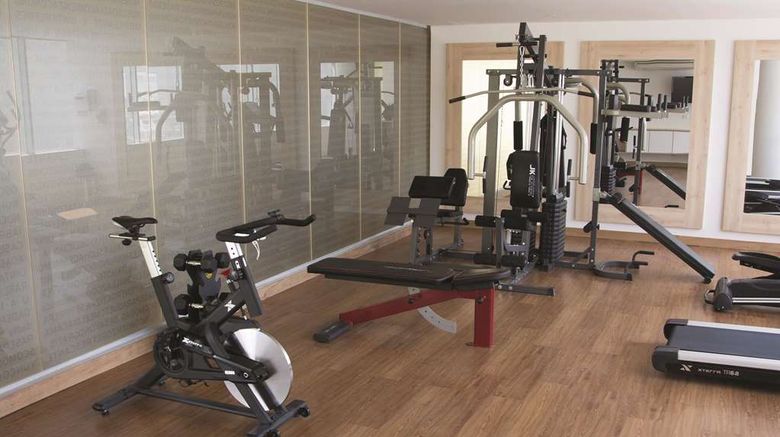 <b>La Quinta by Wyndham Medellin Health</b>. Images powered by <a href="https://iceportal.shijigroup.com/" title="IcePortal" target="_blank">IcePortal</a>.