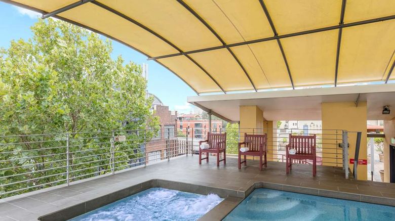 <b>Nesuto Chippendale Sydney Apt Hotel Spa</b>. Images powered by <a href="https://iceportal.shijigroup.com/" title="IcePortal" target="_blank">IcePortal</a>.