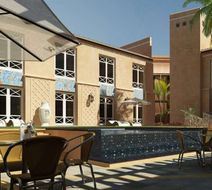 Meropa Hotel & Casino Exterior