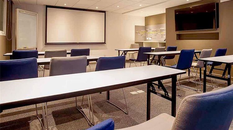 Ibis Lima Reducto Miraflores Meeting