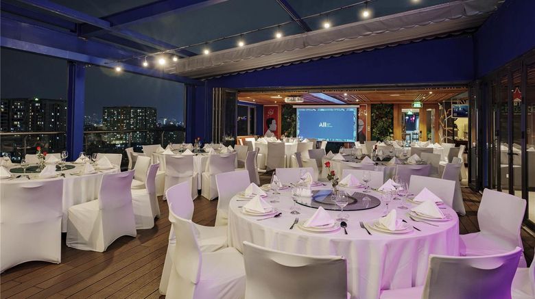 <b>Ibis Saigon Airport Meeting</b>. Images powered by <a href="https://iceportal.shijigroup.com/" title="IcePortal" target="_blank">IcePortal</a>.