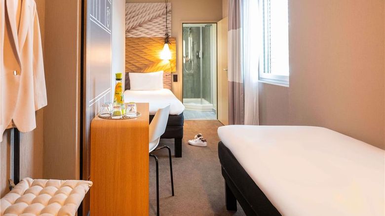 <b>Ibis Geneve Centre Lac Hotel Room</b>. Images powered by <a href="https://iceportal.shijigroup.com/" title="IcePortal" target="_blank">IcePortal</a>.