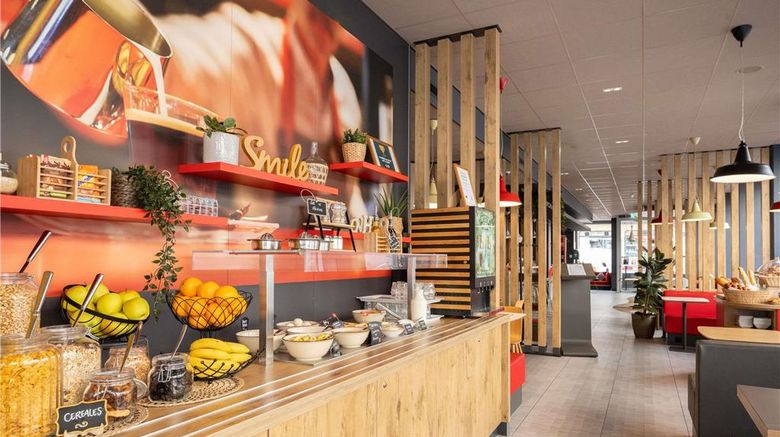 <b>Ibis Geneve Centre Lac Hotel Restaurant</b>. Images powered by <a href="https://iceportal.shijigroup.com/" title="IcePortal" target="_blank">IcePortal</a>.