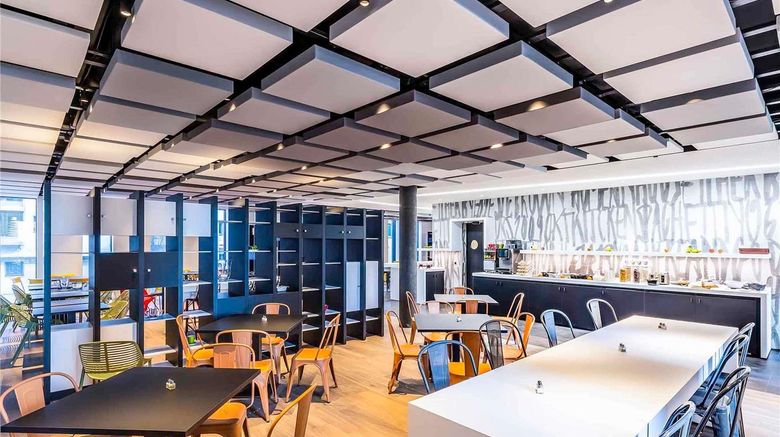 <b>Ibis Styles Basel City Restaurant</b>. Images powered by <a href="https://iceportal.shijigroup.com/" title="IcePortal" target="_blank">IcePortal</a>.