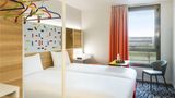 Ibis Styles de Versailles Guyancourt Room