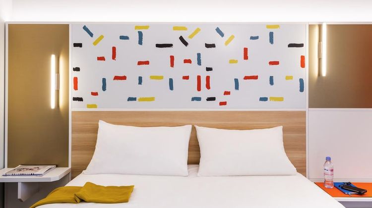 Ibis Styles de Versailles Guyancourt Room