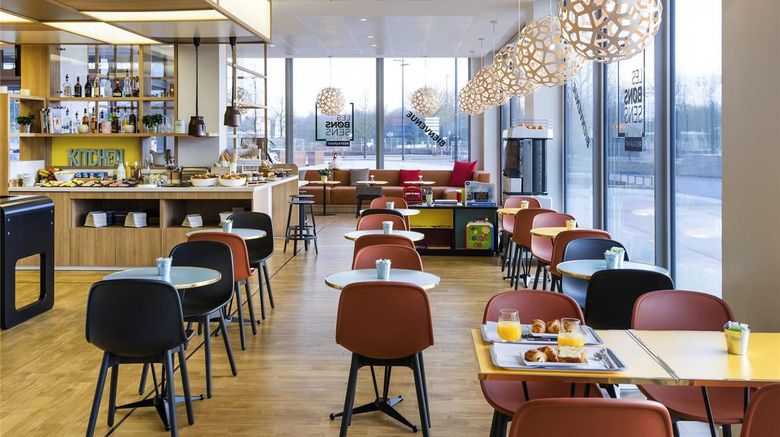 <b>Ibis Styles de Versailles Guyancourt Restaurant</b>. Images powered by <a href="https://iceportal.shijigroup.com/" title="IcePortal" target="_blank">IcePortal</a>.
