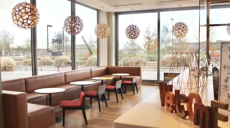 Ibis Styles de Versailles Guyancourt Restaurant