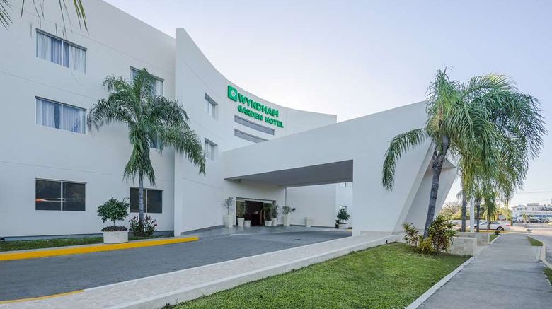 Wyndham Garden Playa del Carmen Exterior. Images powered by <a href="https://iceportal.shijigroup.com" target="_blank" rel="noopener">Ice Portal</a>.