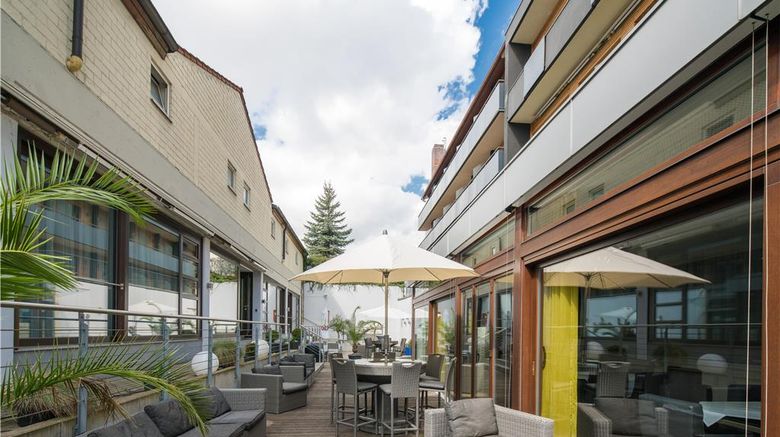 <b>Best Western Hotel Wuerzburg Sued Meeting</b>. Images powered by <a href="https://iceportal.shijigroup.com/" title="IcePortal" target="_blank">IcePortal</a>.