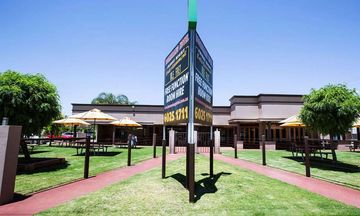 Boomerang Hotel