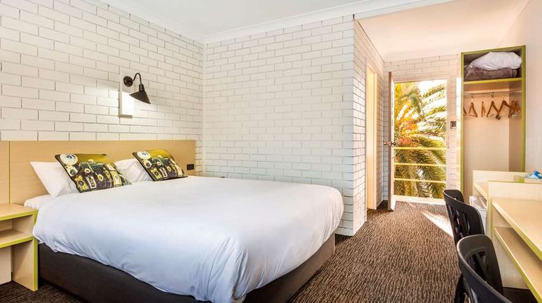 <b>Boomerang Hotel Room</b>. Images powered by <a href="https://iceportal.shijigroup.com/" title="IcePortal" target="_blank">IcePortal</a>.