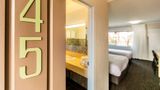 Boomerang Hotel Room