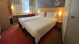 Ibis Yerevan Center Room