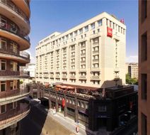 Ibis Yerevan Center Exterior