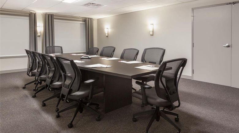 <b>Ramada by Wyndham Grassland Meeting</b>. Images powered by <a href="https://iceportal.shijigroup.com/" title="IcePortal" target="_blank">IcePortal</a>.